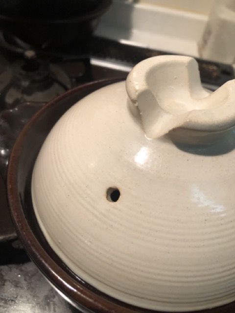 土鍋炊飯。沸騰待ち