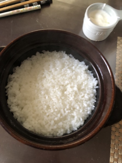 土鍋ご飯 炊き上がり。蒸らし3分。