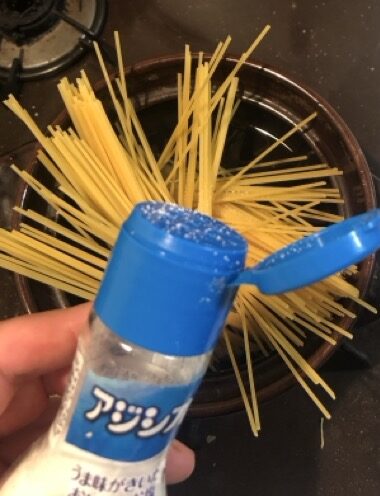 土鍋にパスタ